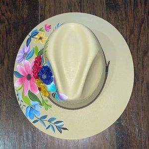 Women’s Mexican hand Painted Straw Hat with Pinched Crown